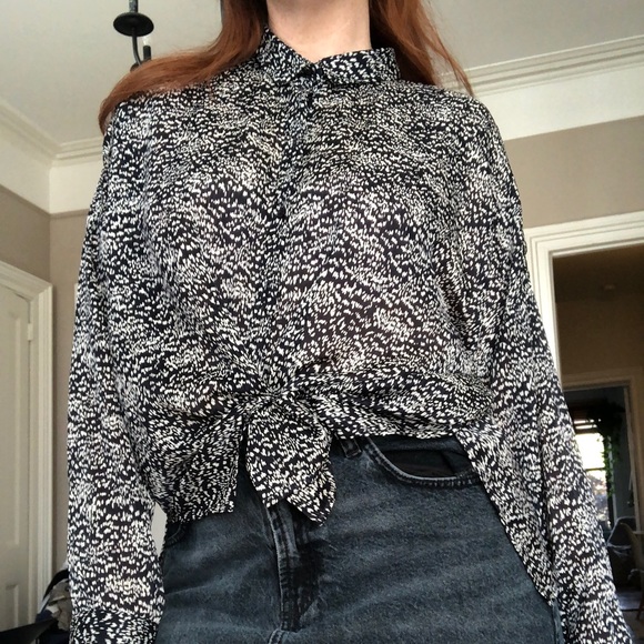 Topshop oversized lightweight button down blouse - Picture 2 of 6